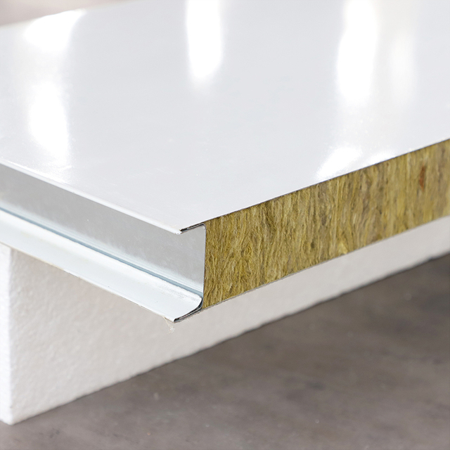 機器製造的岩石羊毛清潔室三明治面板，用於乾淨的房間牆壁和天花板